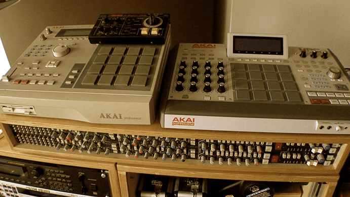 Akai MPC2000 + Renaissance