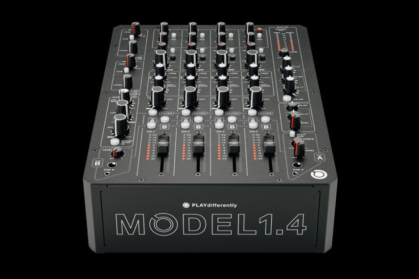 Richie Hawtin PLAYdifferently MODEL 1.4