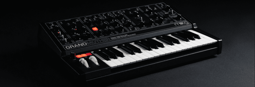 Moog Grandmother Dark Series